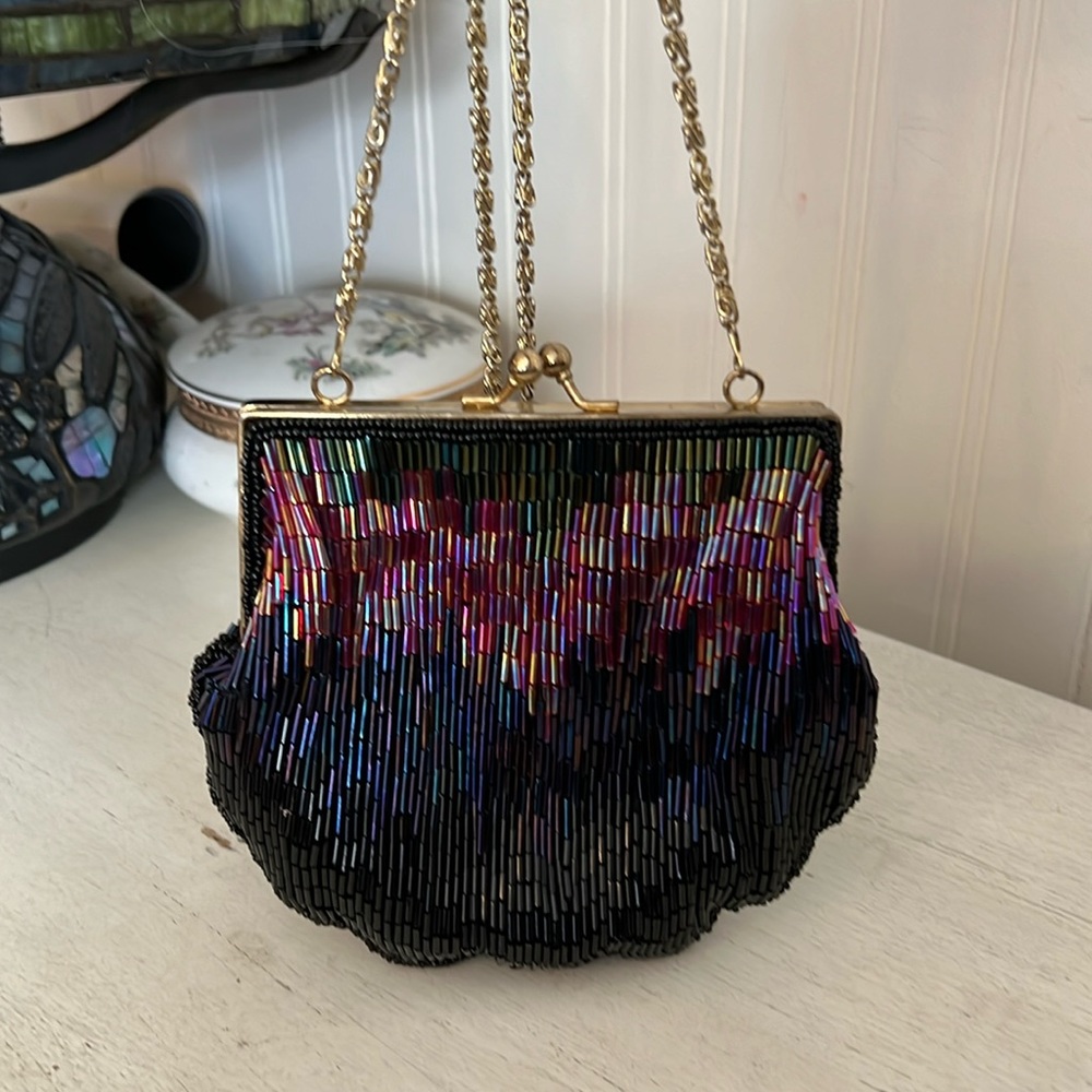 Vintage La Regale beaded Hong Kong evening bag clutch